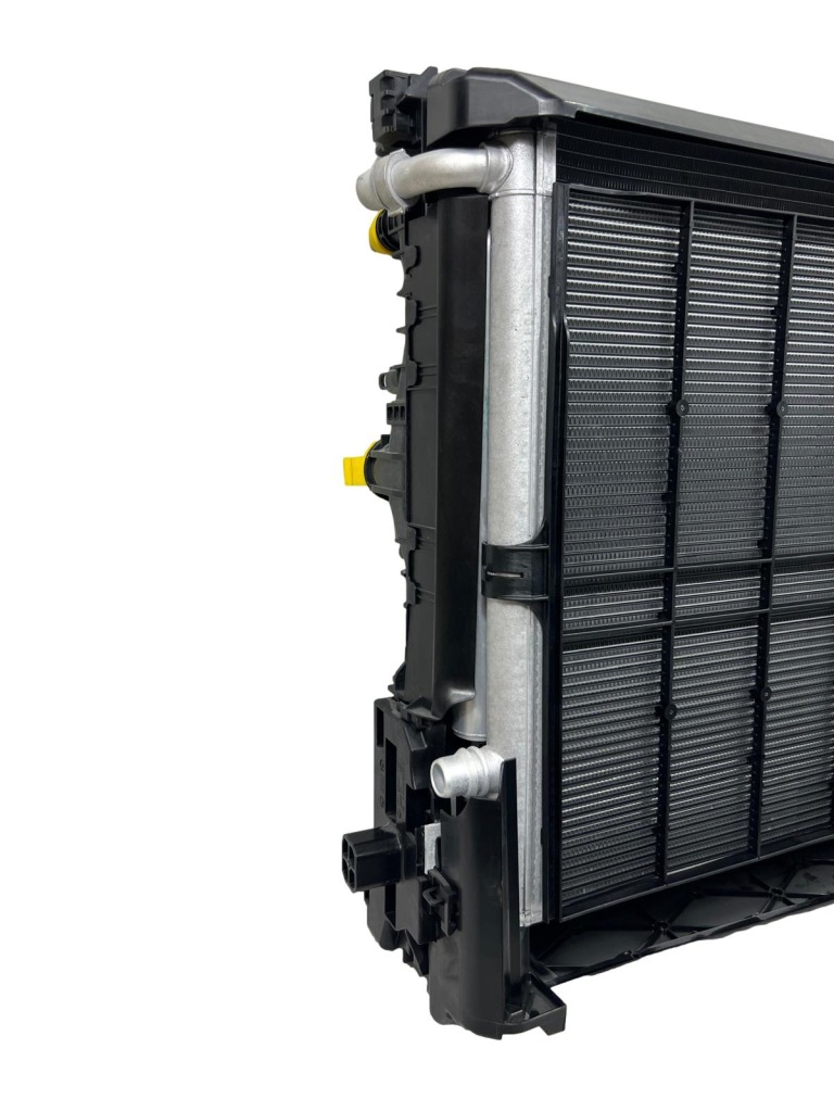 фото №3, Комплект 2x радиатор вентилятор ac bmw 5 f90 m5 8 f91 f92 f93 m8 8096936