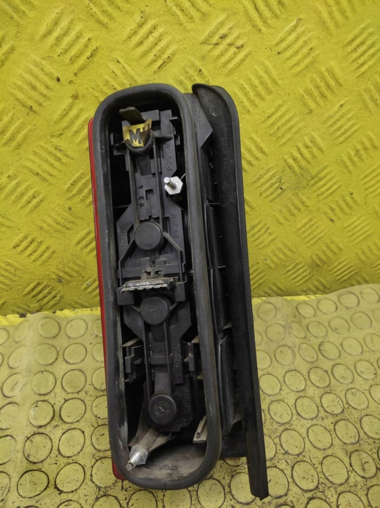 фото №4, Opel combo c лампа правый задняя