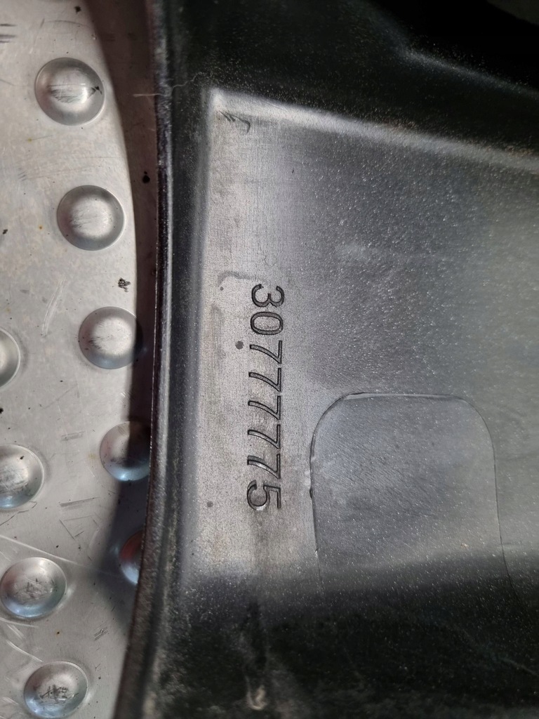 фото №7, Захист верхній двигуна 30777775 volvo xc70 v70 s80 2.4 d5