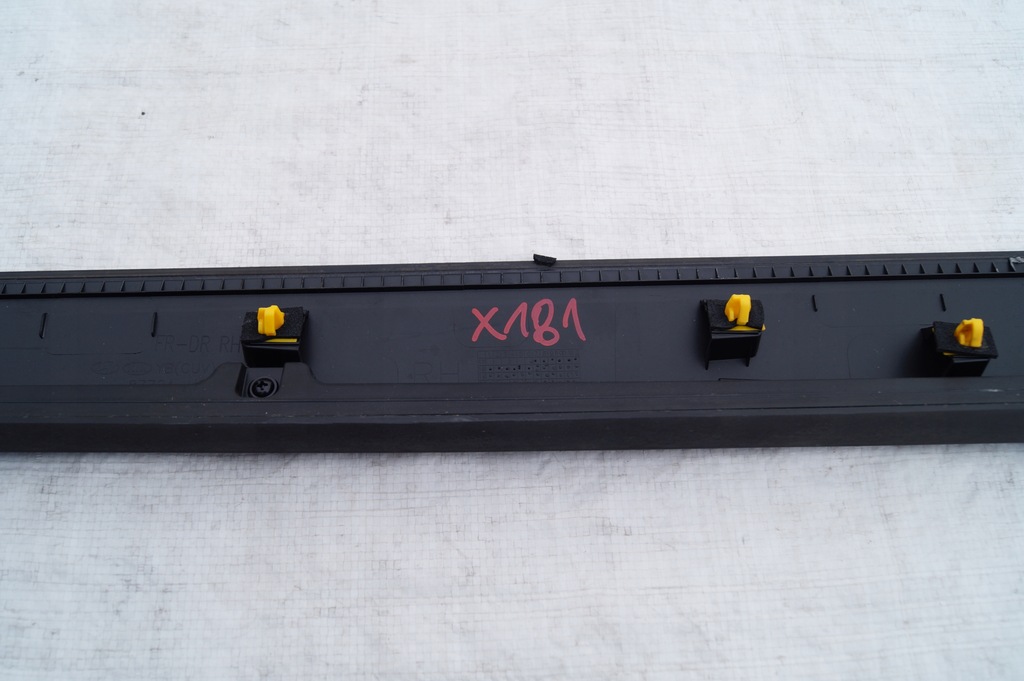 фото №9, Молдинг na двері перед передня права kia stonic 87724-h8400