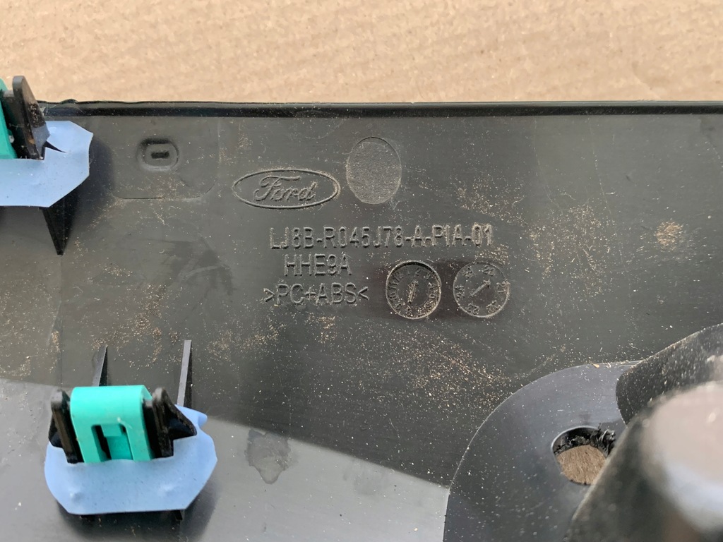 фото №13, Ford mustang mach-e rwd 21r молдинг захист панелі консолі панель приладів оригінал