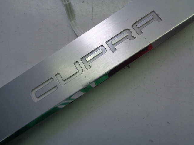 фото №3, Молдинг порог правый перед led cupra formentor