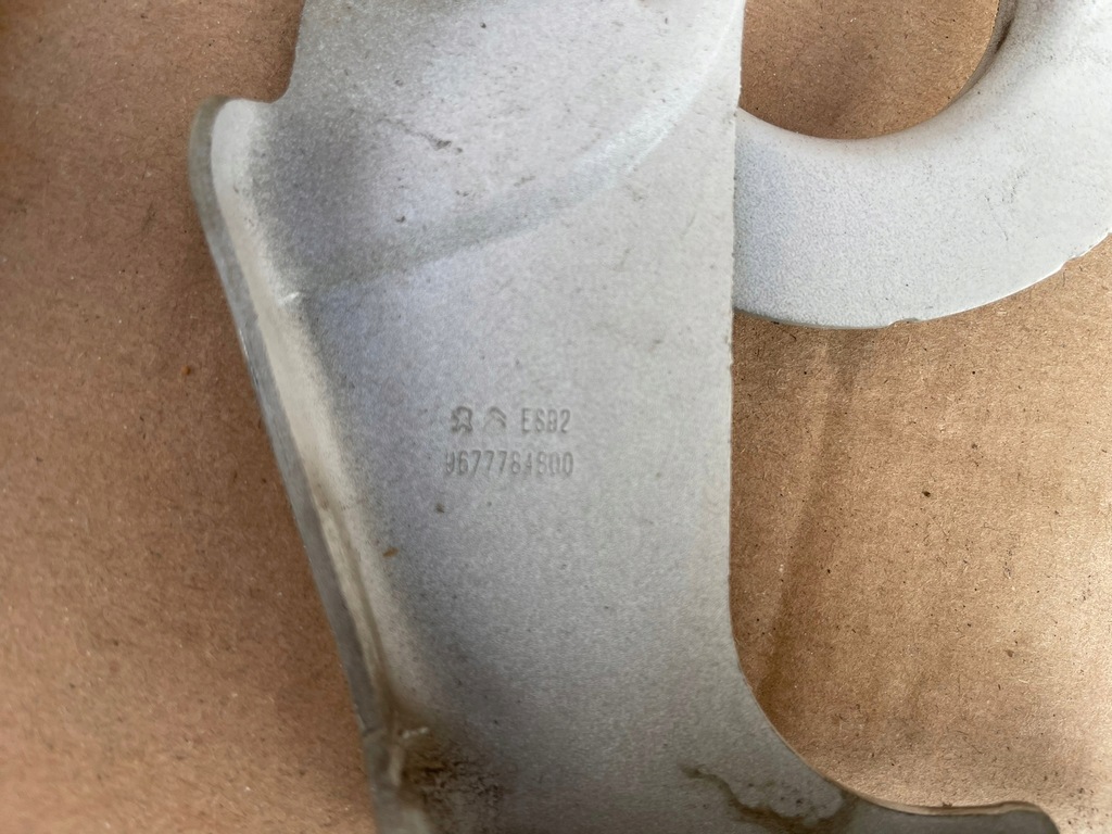 фото №4, Peugeot 308 ii t9 петля капот правый