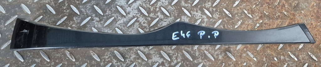 Купити Накладка на фару лампи правий перед bmw e46 lift 114609-13