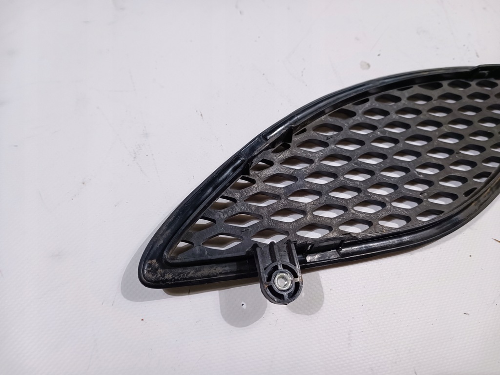 фото №5, Впуск капот решётка na капот правая dodger charger srt 2015-