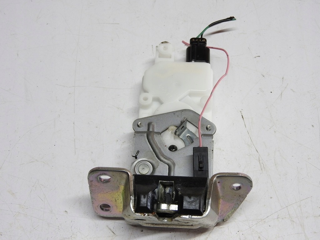 фото №6, Mitsubishi asx i 10-12 замок крышки багажника