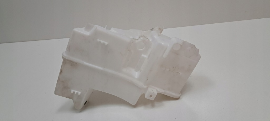 Toyota corolla e21 бачок омывателя 85310-02711 Киев