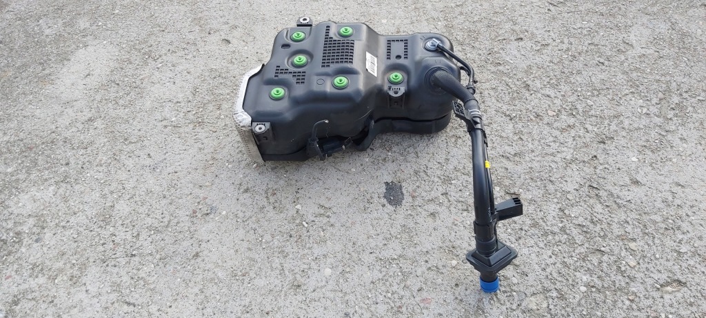 фото №1, Kia sportage iv бак adblue 31500-d7900