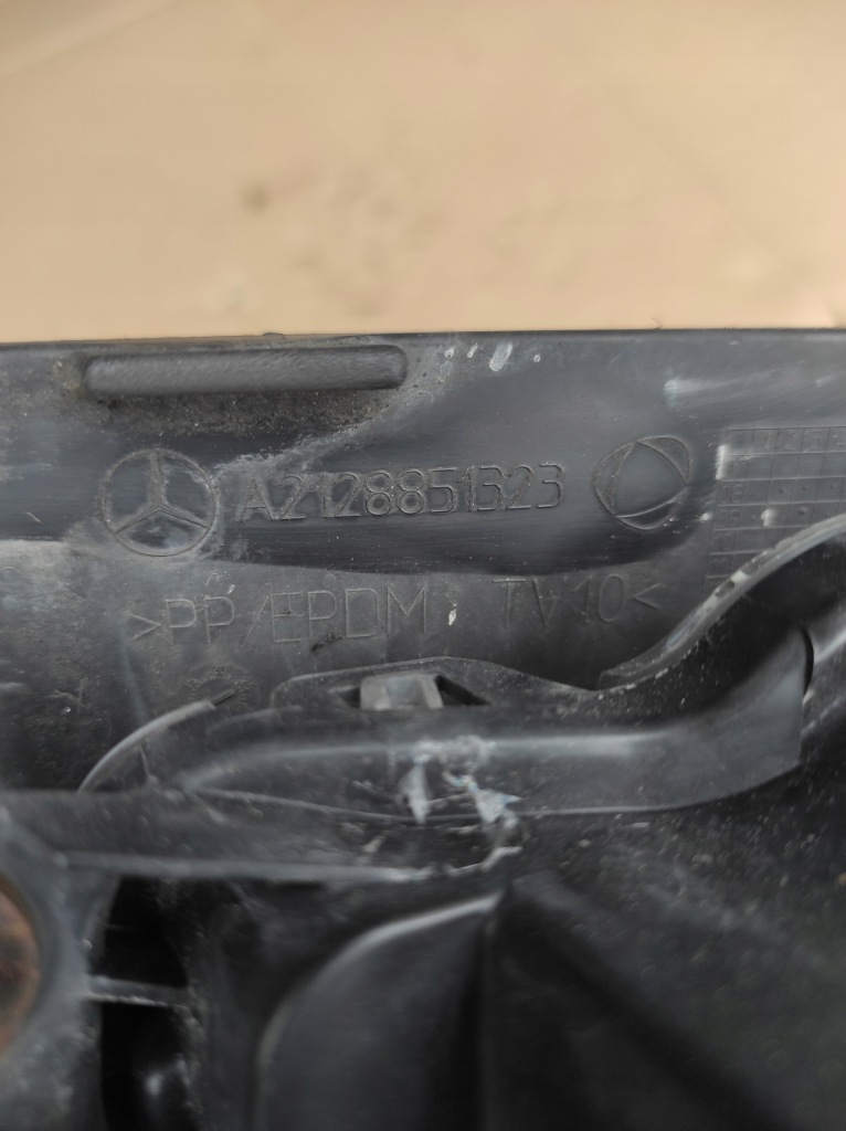 Mercedes w212 противотуманная фара led левый avantgarde a2128200756 решётка a2128851323 Недорого