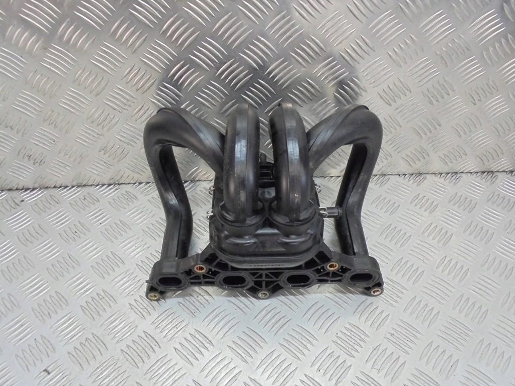 фото №1, Коллектор всасывающий toyota yaris i 1.0