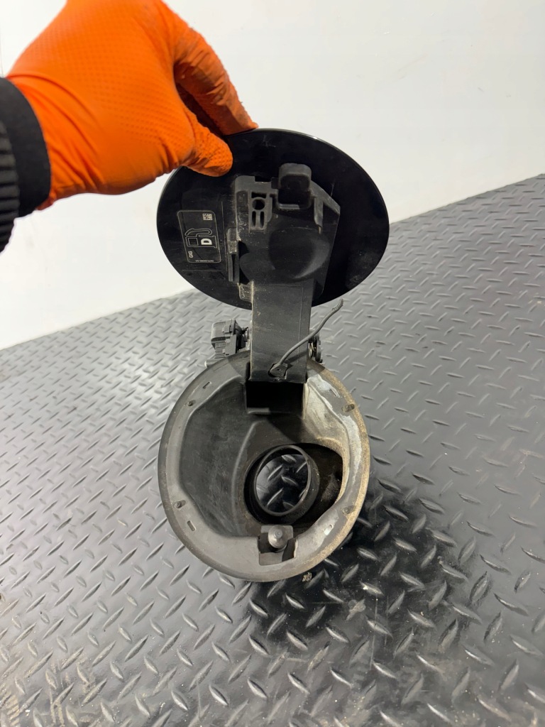 фото №4, Jaguar xf ii x260 крышка заливной топлива заливная горловина ebony black