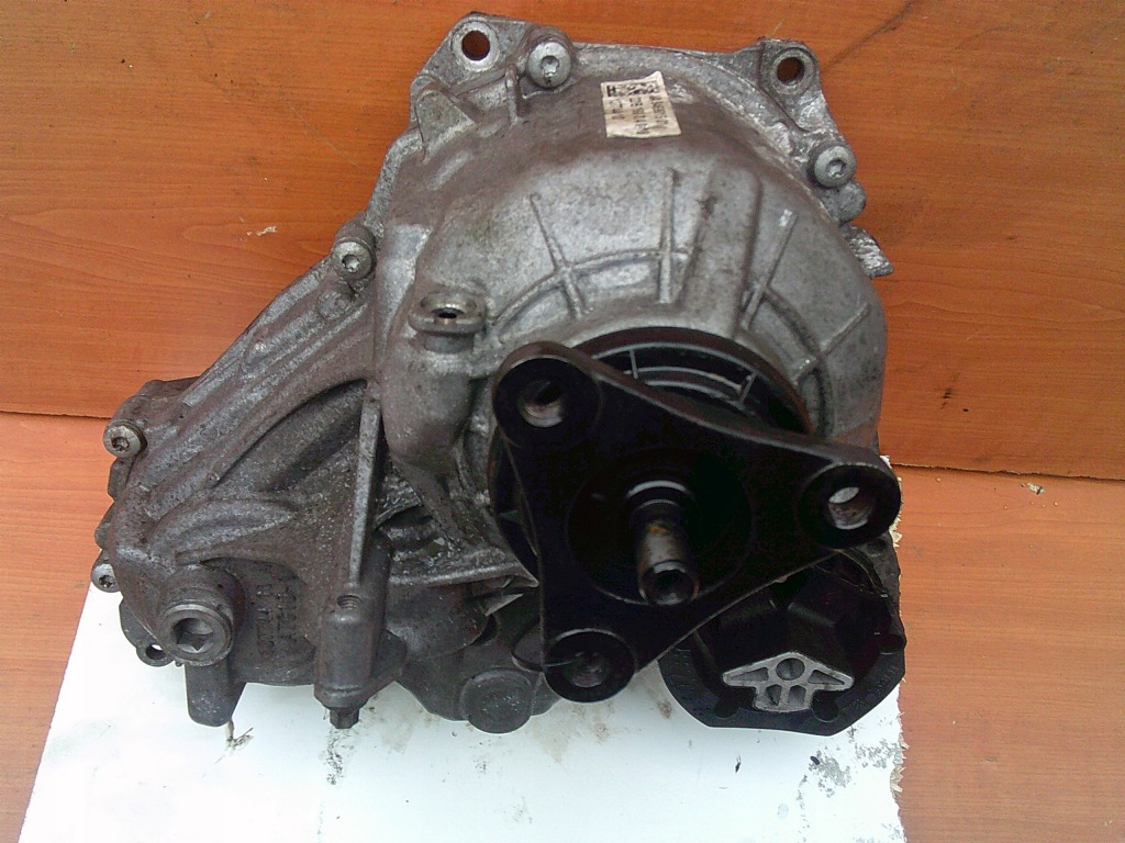 Bmw x-drive g20 g21 g05 g06 g30 atc13 b47 блок управления мост редуктор 9469023 Цена