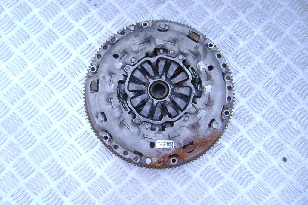 фото №1, Vw golf vii 1.5 tfsi - повний зчеплення двомасовий маховик