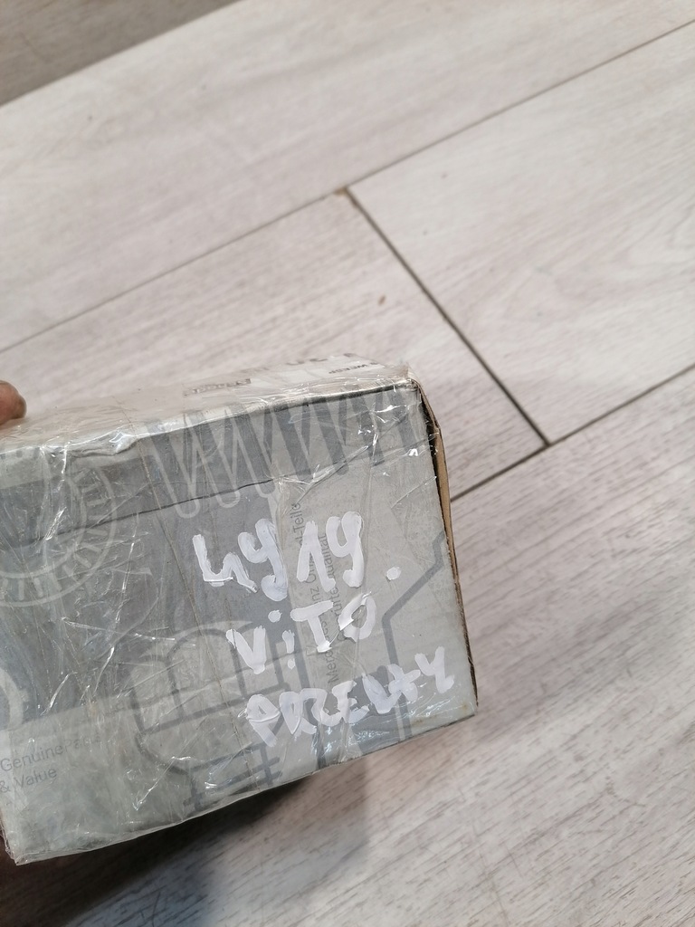 фото №7, Расходомер воздуха db a klasa w176 a6549053500 оригинальный номер mercedes