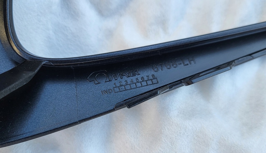 фото №9, Молдинг бампера лівий перед toyota corolla e21 hb оригінал nowa