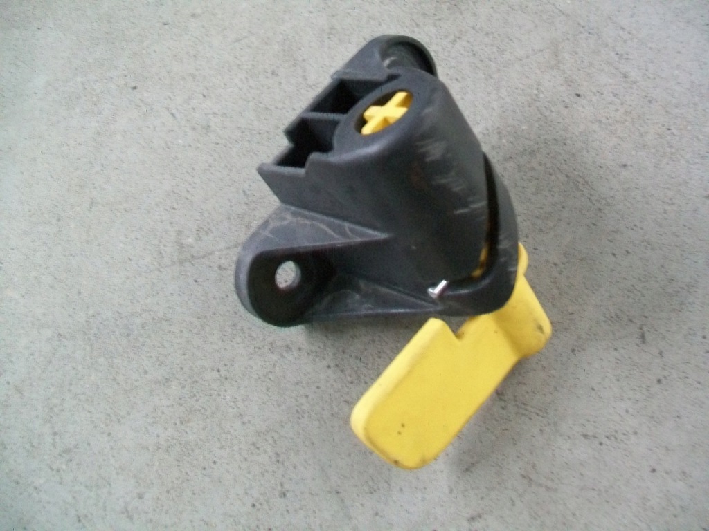 фото №1, Замок засувка 9050376994r vivaro trafic 3