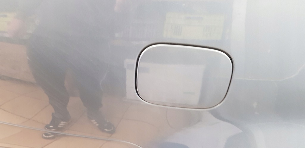 фото №1, Крышка заливной топлива vw bora sedan цвет lb5x