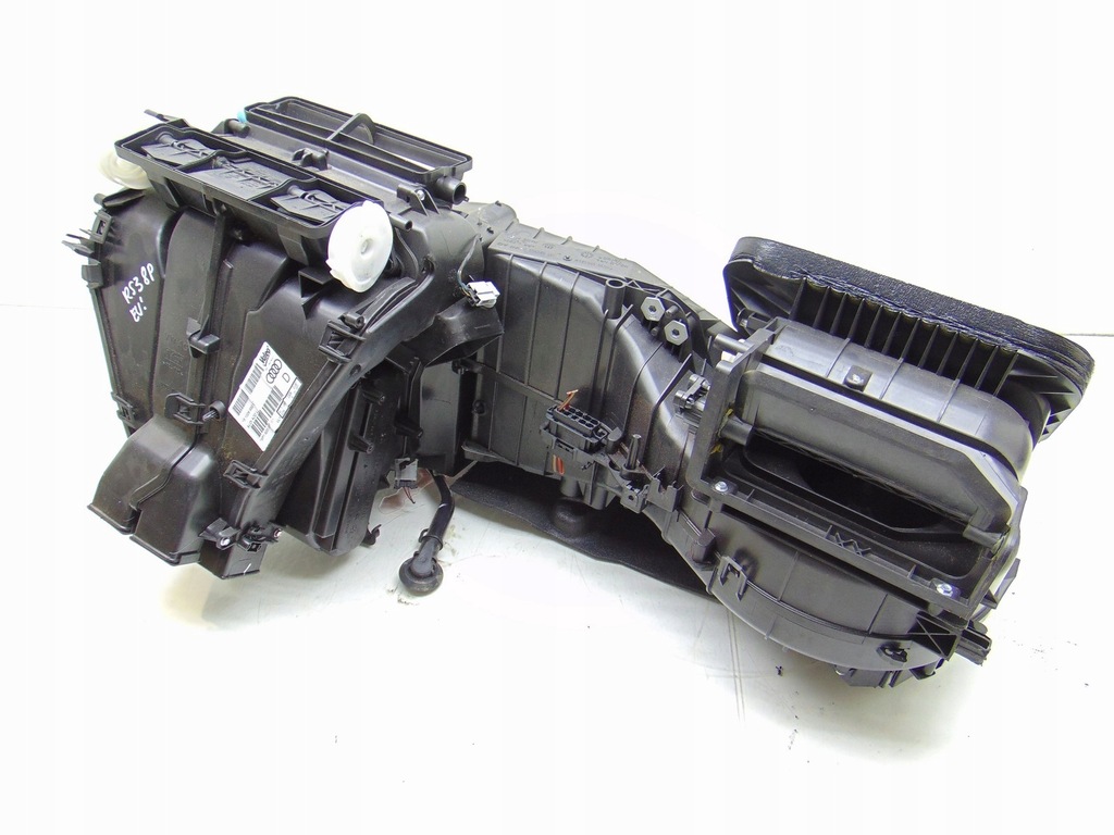 фото №1, Отопитель комплектная audi rs3 8p 11- 8p1820003s eu