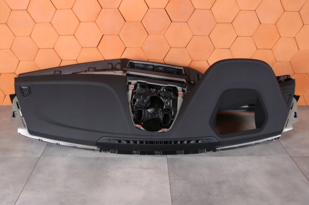 фото №8, Bmw g30 g31 lci оригинальная приборная панель приборная консоль sensatec mokka head up