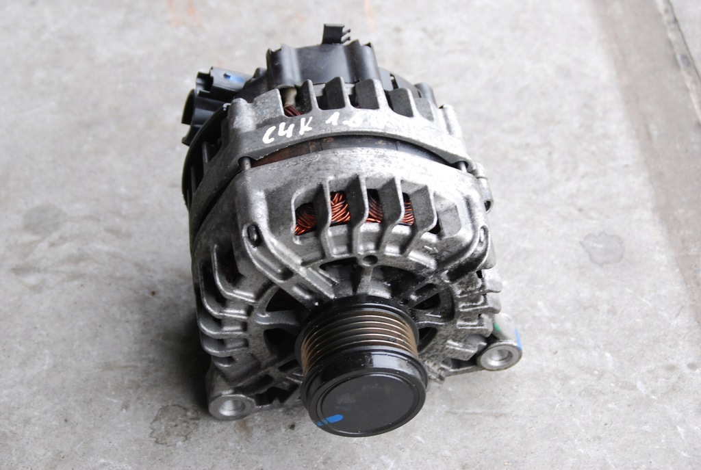 фото №1, Citroen c4 cactus 1.6 hdi генератор 9810525380