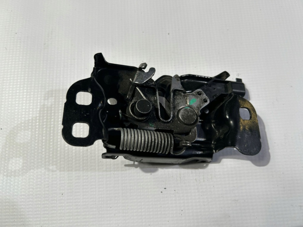 Замок капота кришки двигуна dodge durango 2014- в Україні