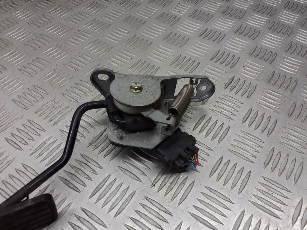 фото №4, Потенціометр педаль газу subaru forester 2.5 36010sa010