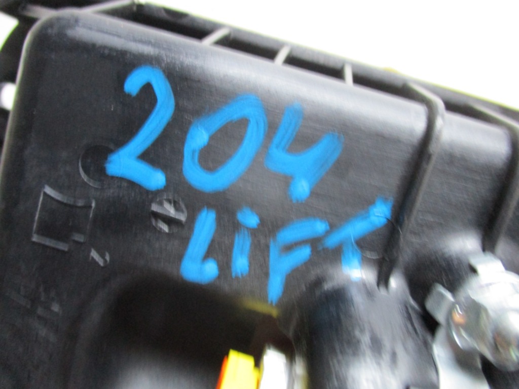 Подушка безопасности пассажира mercedes c klasa 204 рестайлинг в Украине