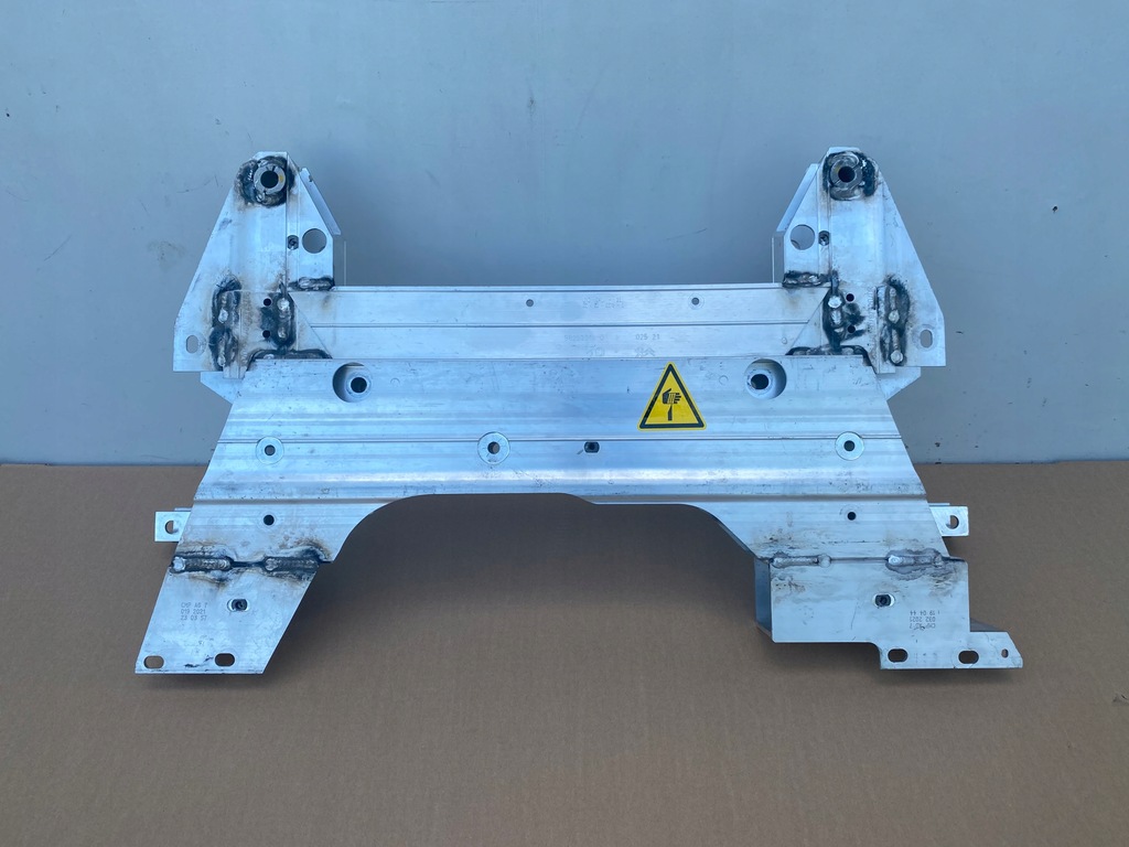 фото №1, Peugeot 2008 ii citroen ds3 подрамник подрамник перед