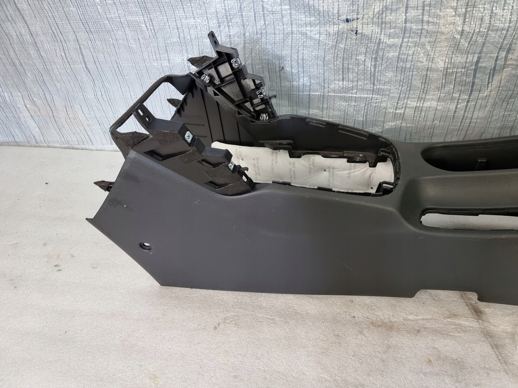 фото №8, Подлокотник туннель средний hyundai kona