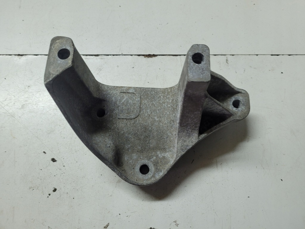 фото №1, Кронштейн двигателя peugeot 307 2.0 hdi