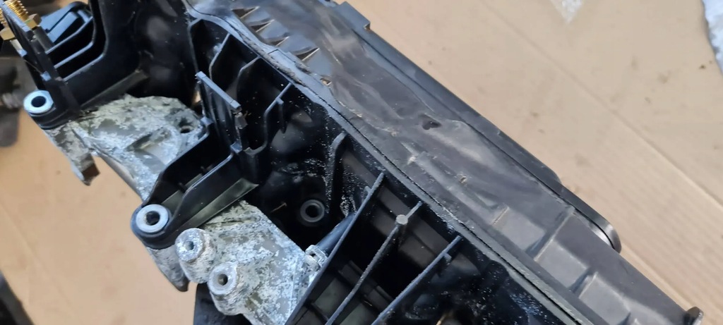 фото №9, S6 c7 4g lift коллектор всасывающий воздуха левый 4.0 tfsi 079133109bb s7 4g