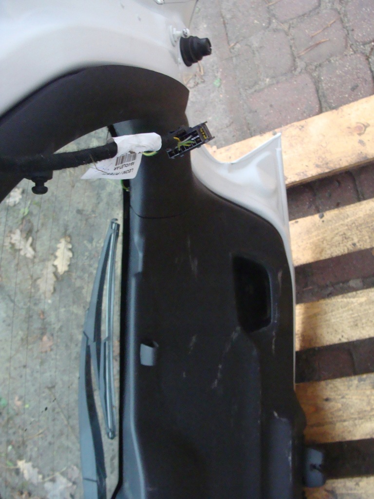 фото №12, Крышка багажника задняя багажника стекло peugeot 208 i lift 15-19 r. ewp