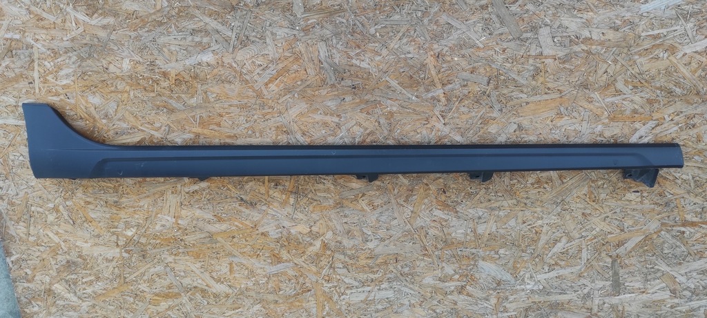 фото №1, Seat arona 17r- поріг молдинг поріг права оригінал