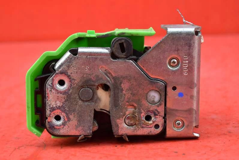 фото №5, Замок дверь правый перед передний eu 505166140 alfa romeo mito 08-18