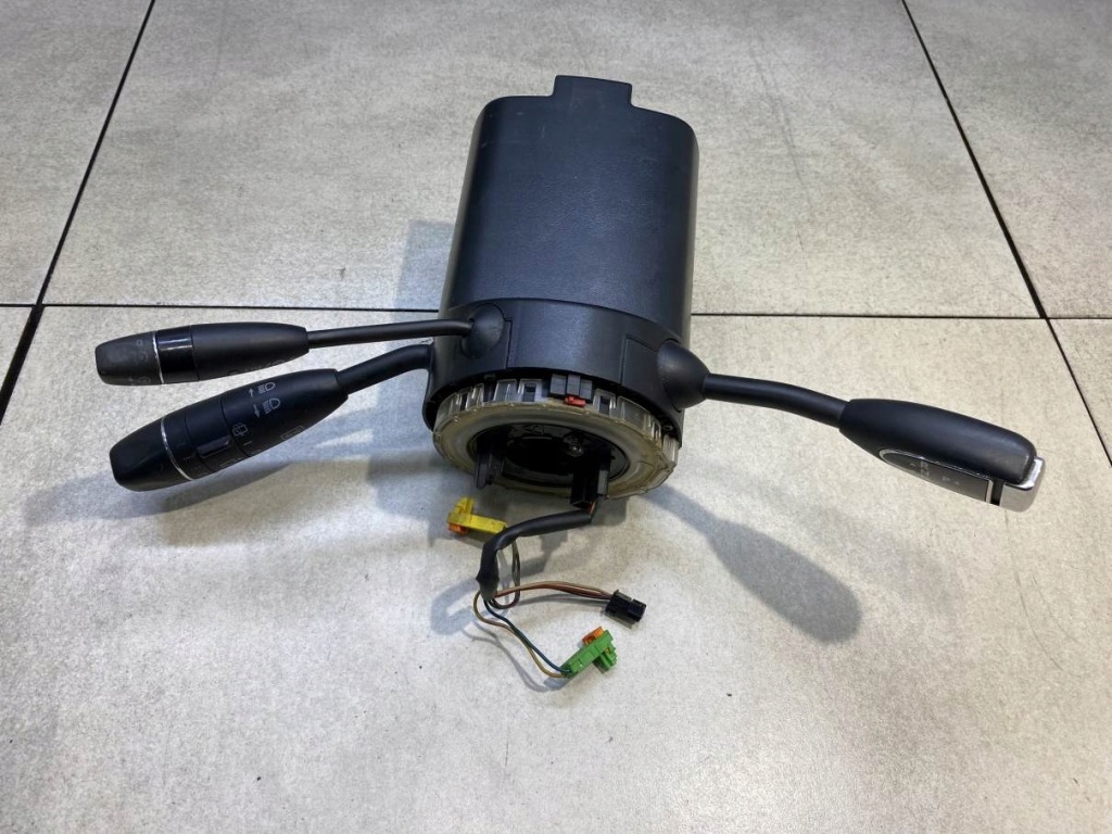 фото №1, Переключатель комбинированный mercedes w251 a1714640518