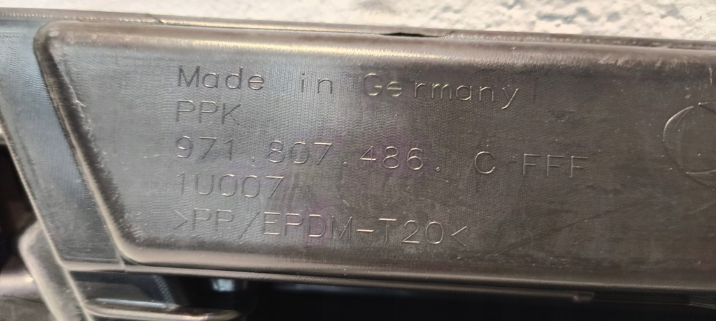 фото №9, Решётка бампера правый перед porsche panamera