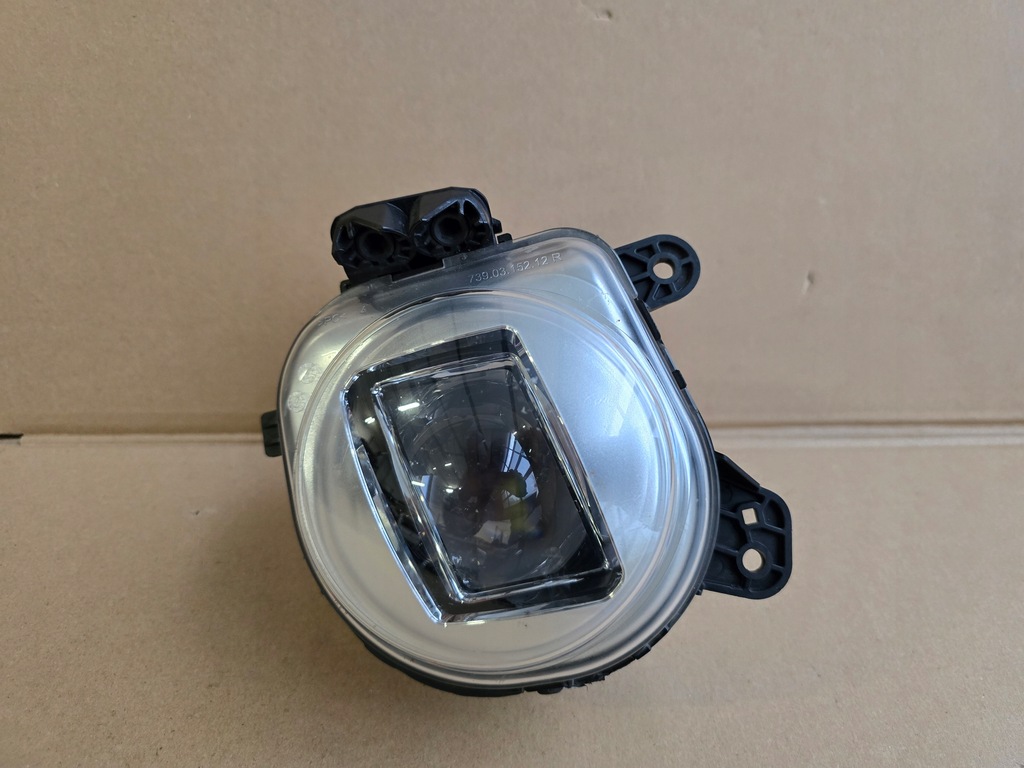 фото №1, Bmw x5 f15 x6 противотуманная фара led правый 7419130