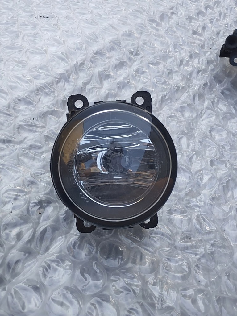 фото №1, Suzuki jimny противотуманная фара правый