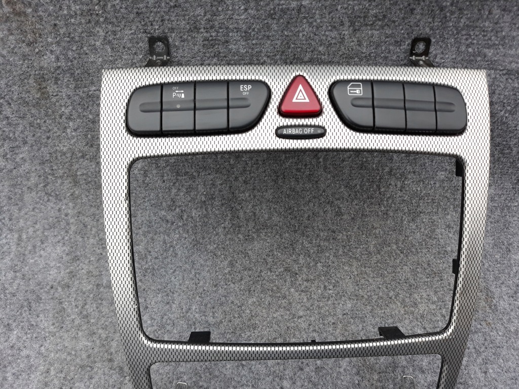 фото №2, Рамка радио mercedes w203 sport coupe