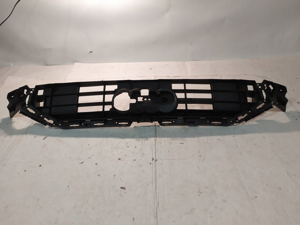 фото №2, Усилитель решётка радиатора решётка радиатора audi a6 c8