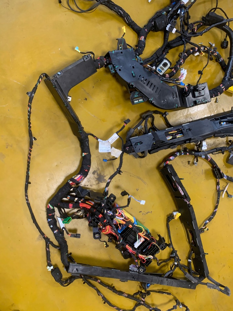 фото №12, Жгут электропроводка предохранители infiniti q30 1.5 d