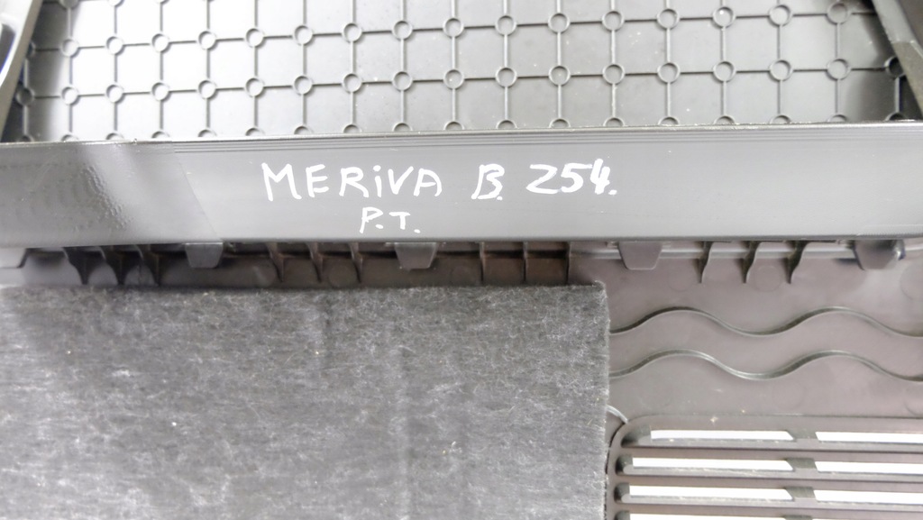 фото №7, Opel meriva b обивка обшивка багажника правый