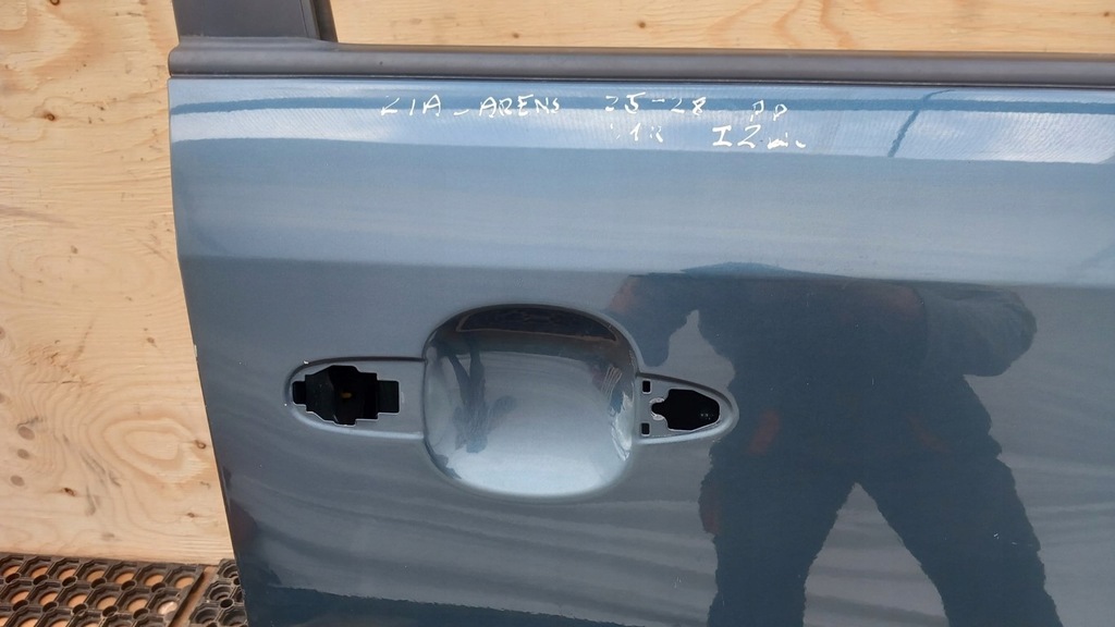 фото №9, Kia carens iii двері перед правий k5