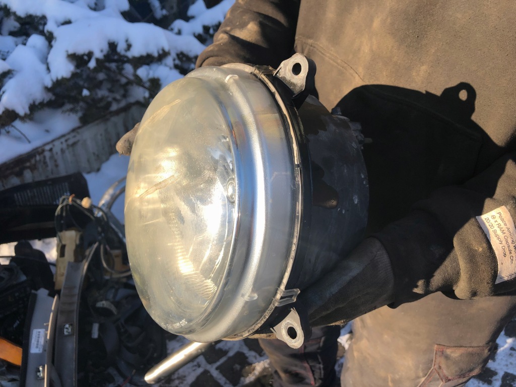 фото №3, Jeep cherokee liberty - фара правий