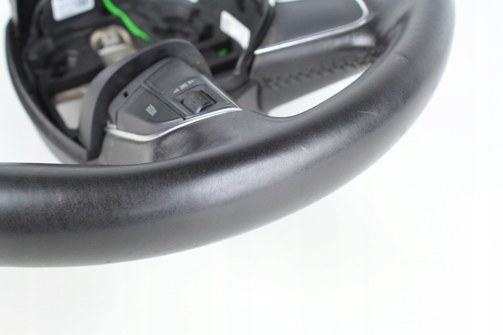 фото №7, Воздуховод audi a4 b8 lift кожа мультифункция 11-