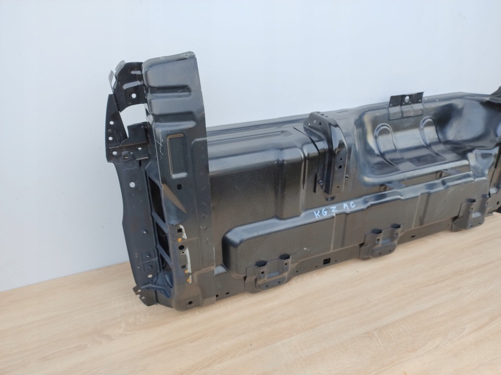 фото №4, Ford ranger 13-21 rok ліва чверть обшивка задня