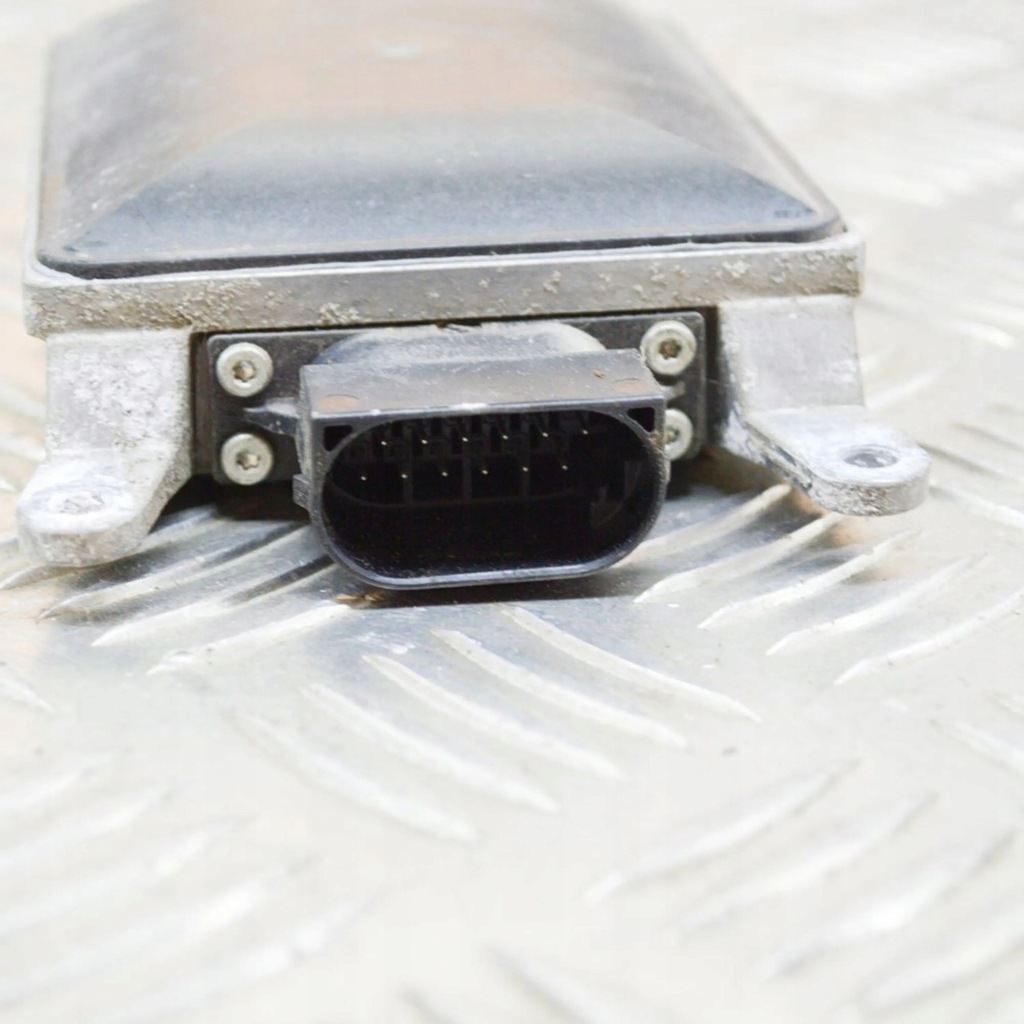 фото №7, Audi a3 s3 8v 2014 модуль мертвого pola