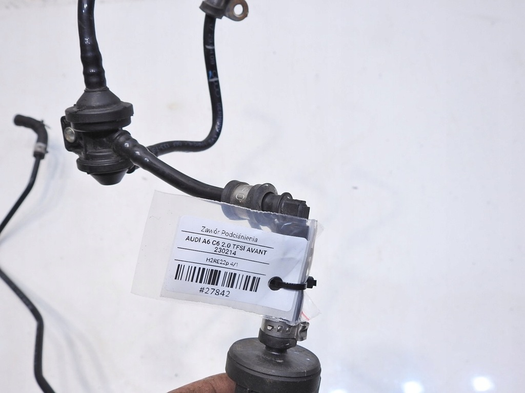 фото №7, Клапан вакуумa шланг audi a6 c6 2.0 tfsi