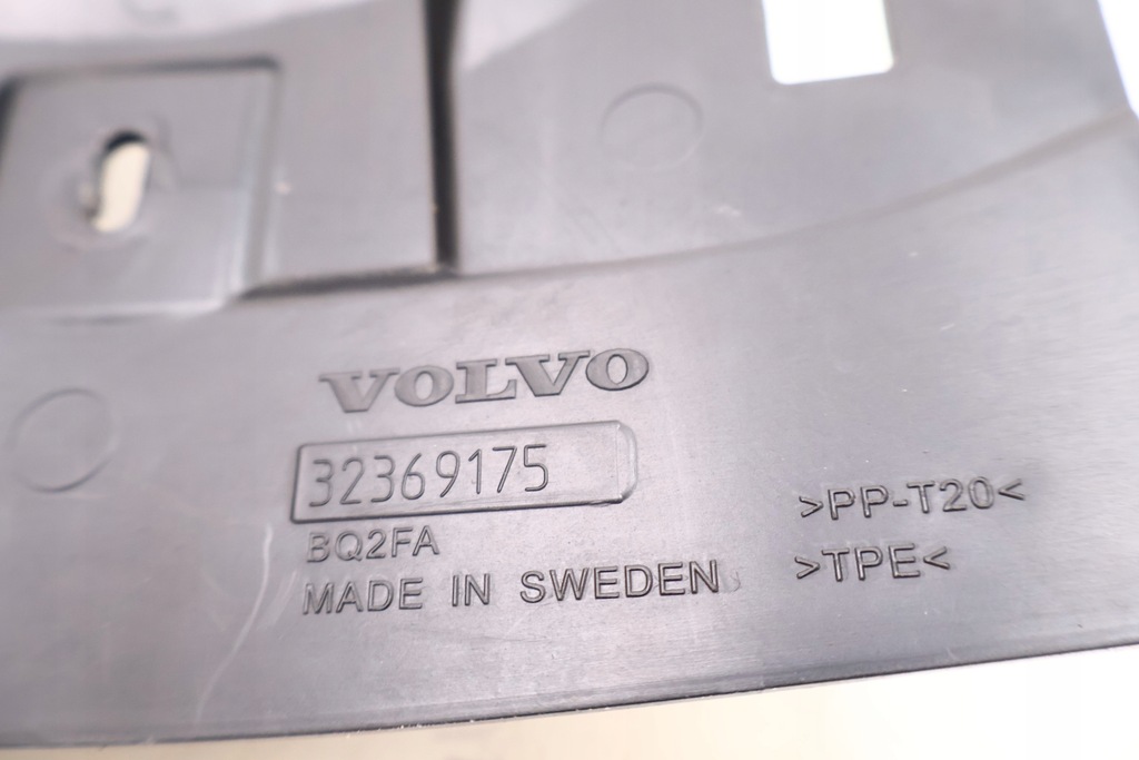 фото №5, Volvo xc60 ii бризковик правий перед 32369175