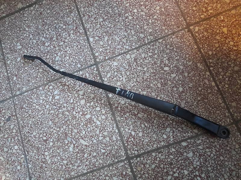 фото №1, Рычаг дворники передние левая nissan almera tino